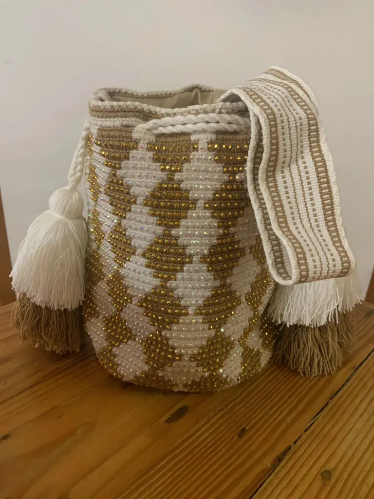 BRILLO BEIGE.webp